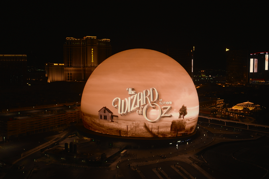 AI-powered The Wizard of Oz Premieres: A Head-on Collision Between AI Film and a Classic